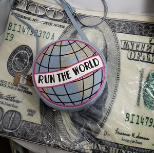 We run the world Purse